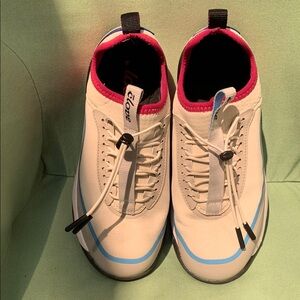 Clove Nursing/ Healthcare Support Sneakers - Cream with Blue and Pink Accents